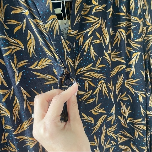 NWT See U Soon Navy Leaf Print Long Sleeve Maxi Dress - Picture 5 of 14